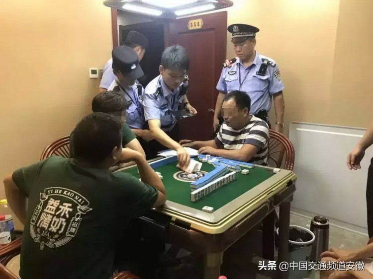 深夜！合肥上百警力突击KTV足浴按摩和SPA等场所